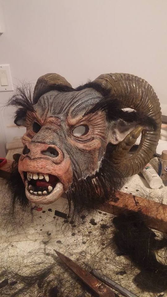 Homme-bête/ Beastman
